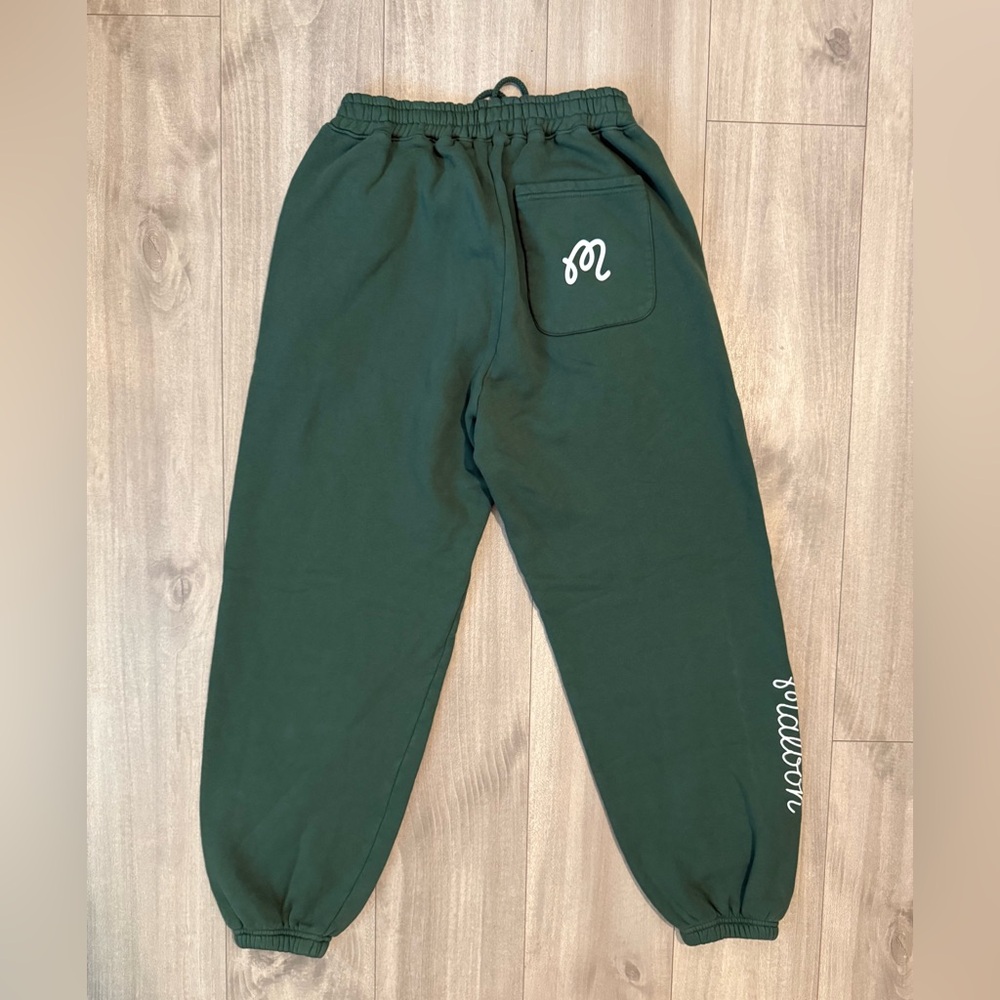 Malbon Golf Forest Green Sweatpants. Sz:Large
NWOT